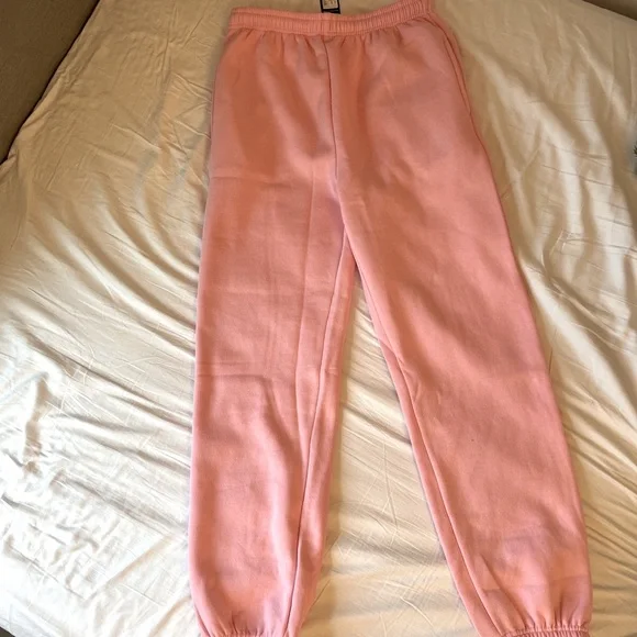 Pink sweatpants - Picture 2 of 2